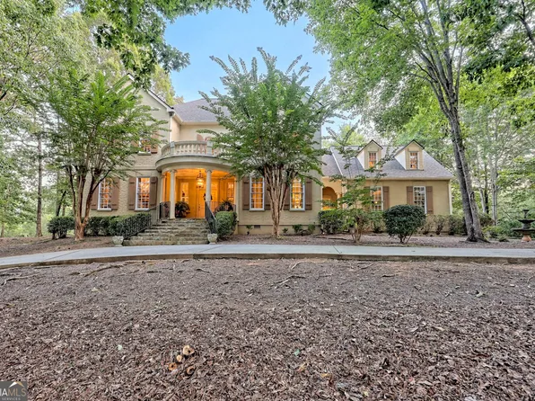 2650 Orchard Dr, Clarkesville, GA 30523