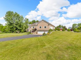 7910 Stony Lake Rd, Jackson, MI 49201