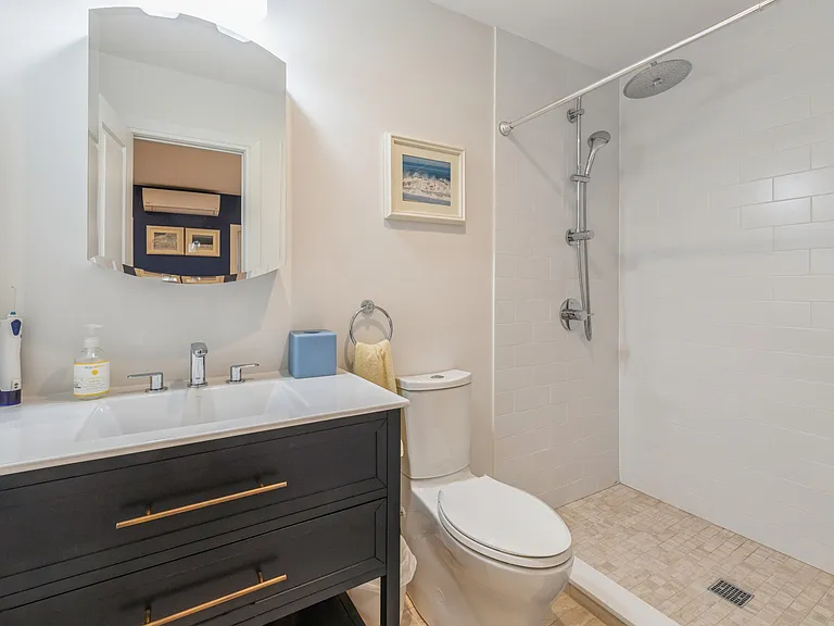 3008 Mitchell Rd — Photo 14