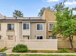 10257 Ridgeline Dr, Montgomery Village, MD 20886