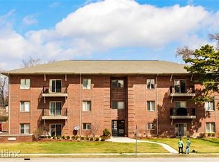 2737 E Maple Rd #1, Birmingham, MI 48009