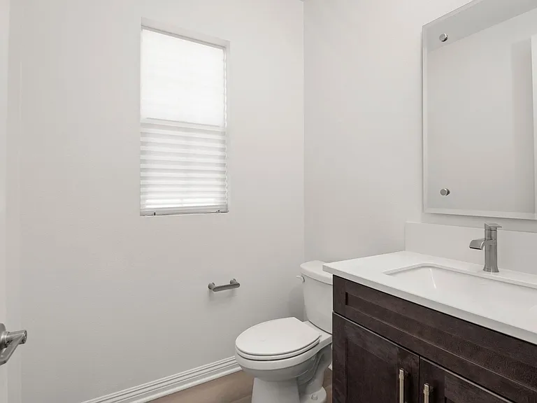 2522 Blackbird Gln — Photo 37