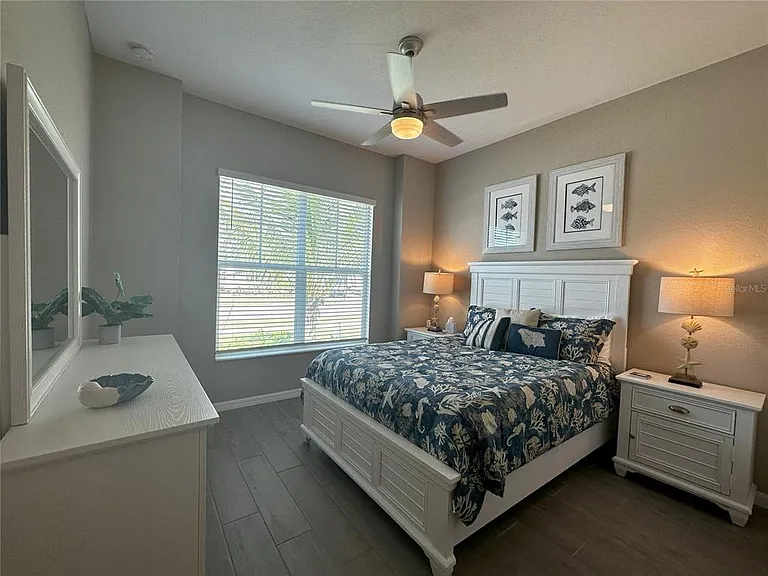 25115 Longmeadow Dr — Photo 21
