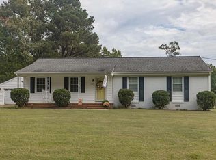 19321 Eanes Rd, South Chesterfield, VA 23803