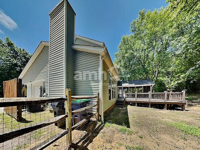 14701 Pomerol Ln — Photo 23