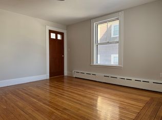 35 Greenleaf St APT 4, Quincy, MA 02169
