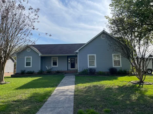 4509 Kings Lake Ct, Chattanooga, TN 37416