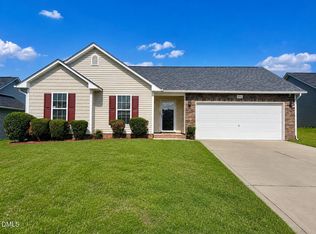 2211 Puffin Pl, Fayetteville, NC 28306