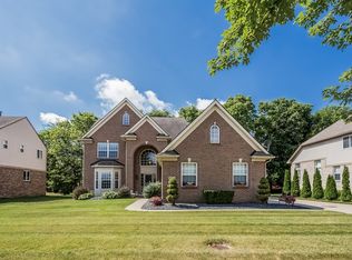 49055 Paloma Dr, Van Buren Township, MI 48111