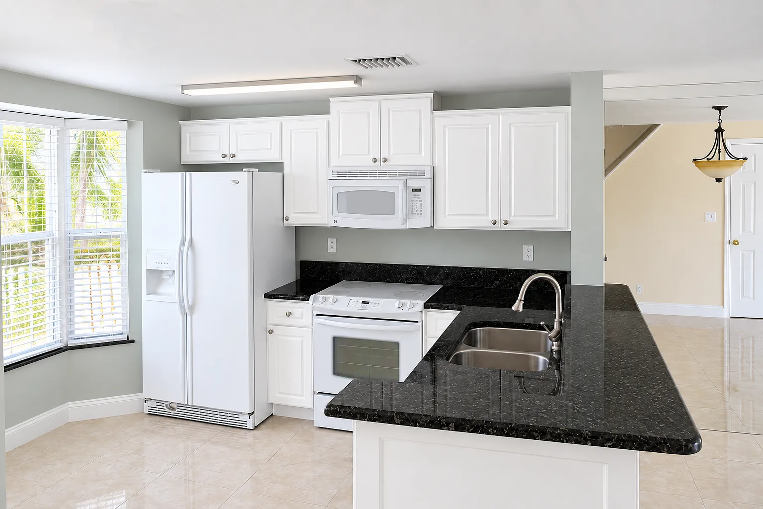 2 bed, 2.5 bath, 1100 sqft, $3,150 — Photo 3