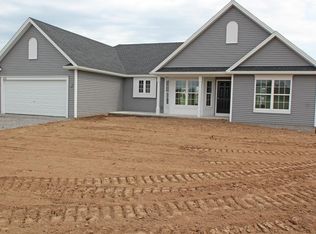 512 Hamlin Parma Townline Rd, Hilton, NY 14468