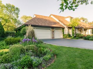 24 Fox Trl, Lincolnshire, IL