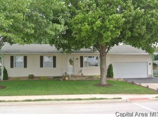 402 W Vandalia Rd, South Jacksonville, IL 62650