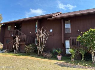 107 Molokai Vlg #B, Diamondhead, MS 39525