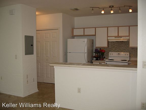 4th image of 2119 W Brandon Blvd Ste E