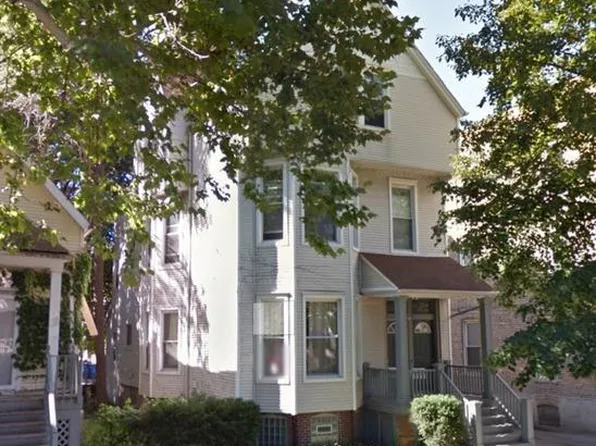 1921 W Larchmont Ave #2, Chicago, IL 60613