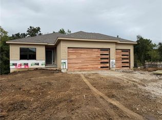 2116 Deerfield Ter, Liberty, MO 64068