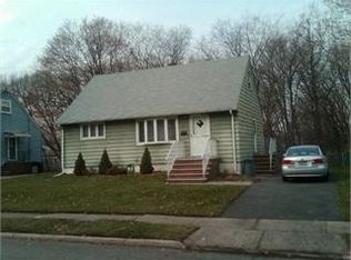 27 Vetrone Dr, Woodland Park, NJ 07424
