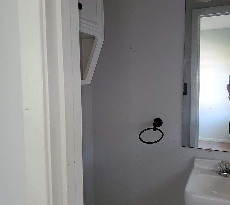 1st image of 2514 Belmont Blvd