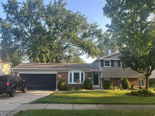 29232 Lyndon St, Livonia, MI 48154