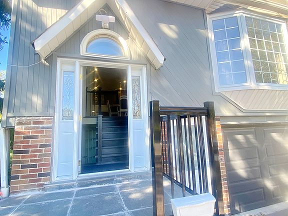 2nd image of 2 Chipwood Cres