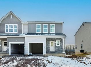 846 Champions Dr, Drums, PA 18222