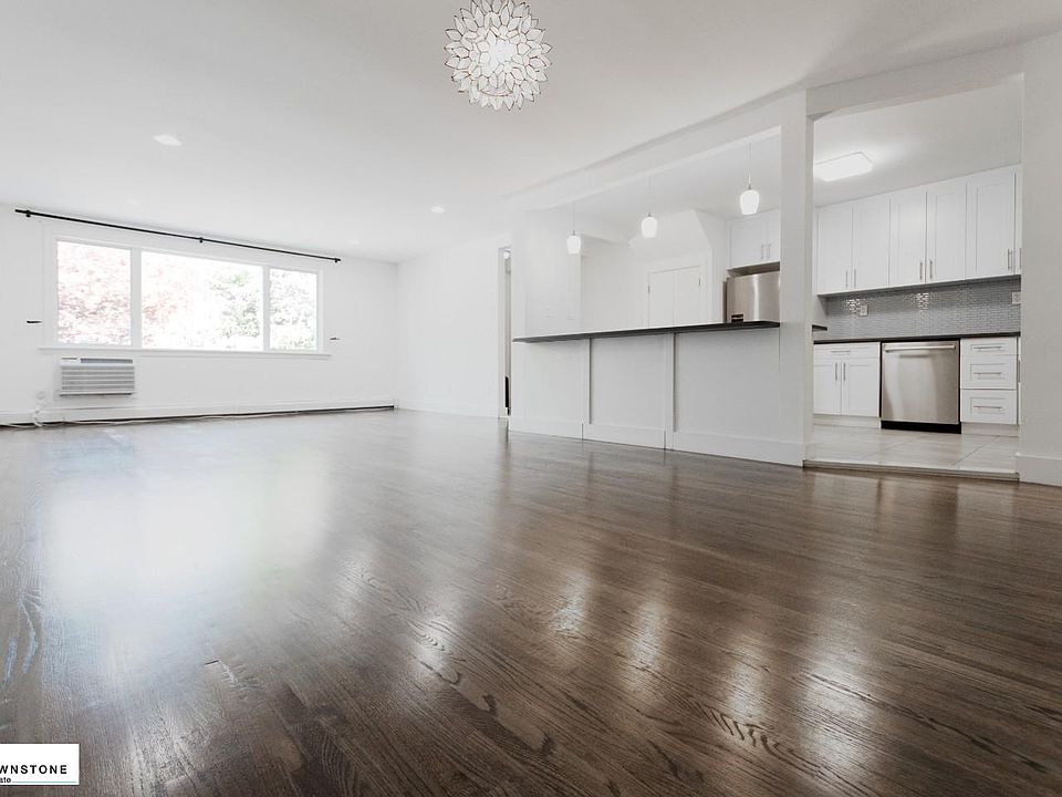 1st image of 576 Henry St #2