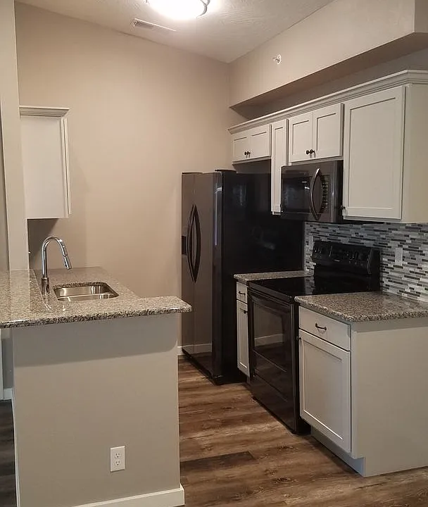 325 Majestic Dr #340