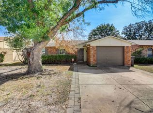 900 Rolling Ridge Dr, Allen, TX 75002