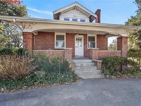 3rd image of 5711 Cornick Rd