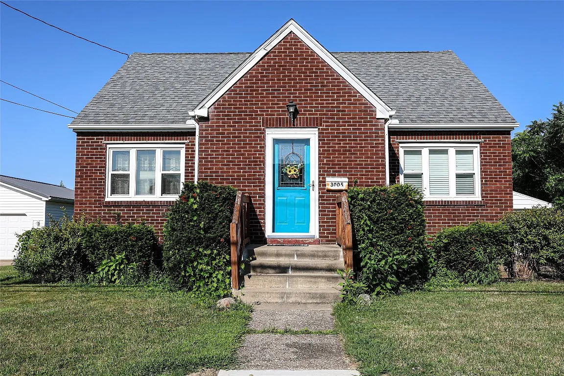 3005 Evanston Ave photo 1