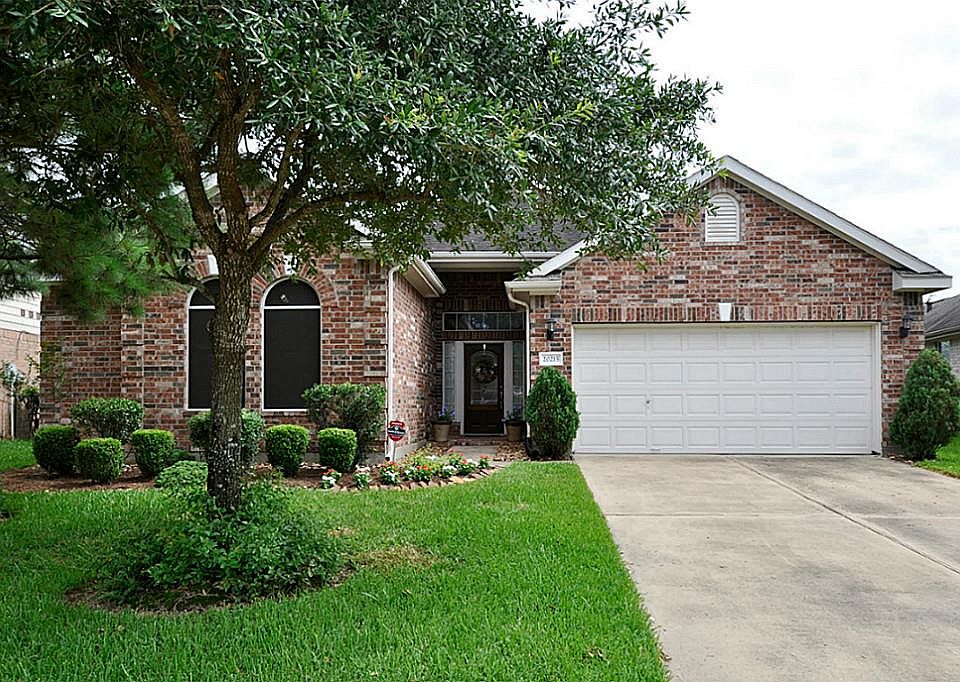 1st image of 20215 Windsor Trace Ln