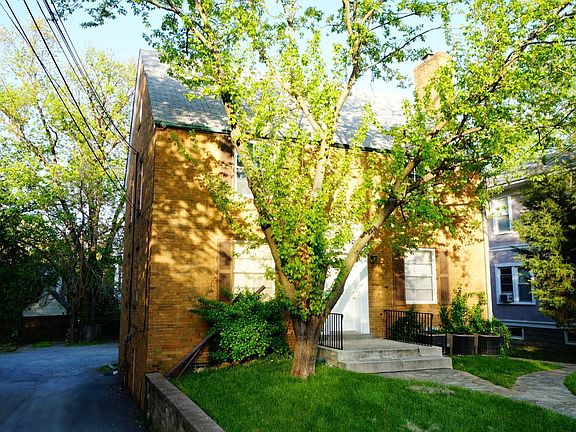 2nd image of 7905 Flower Ave APT 3