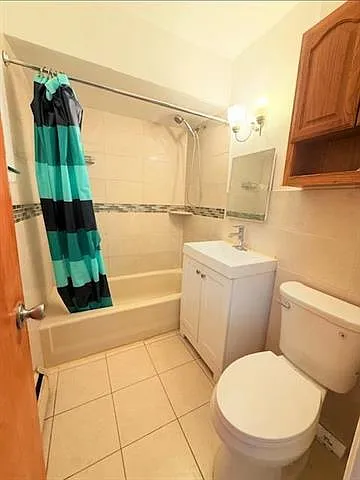 1 bed, 650 sqft, $1,800 — Photo 2