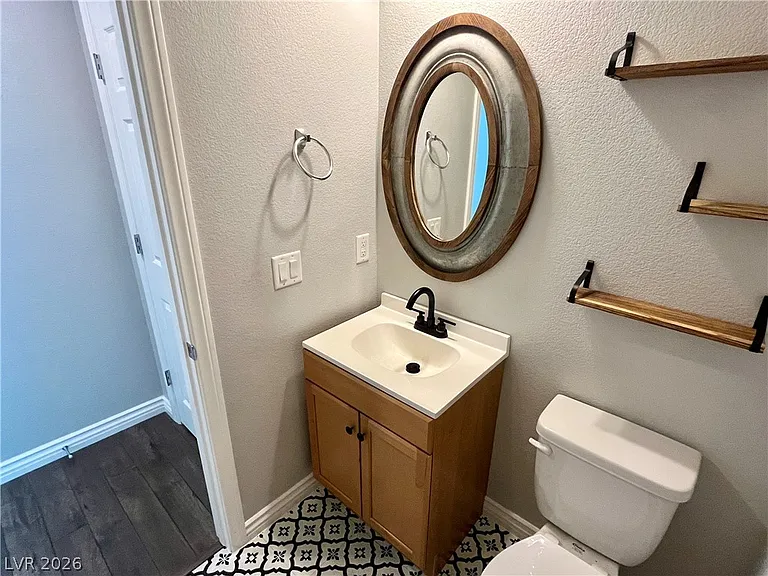 1045 Spotted Saddle St — Photo 10