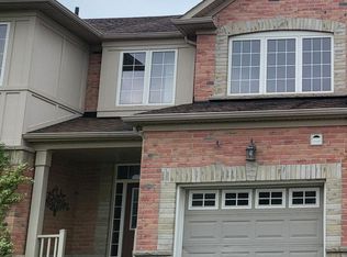 71 Olga St, Toronto, ON M1M0A6