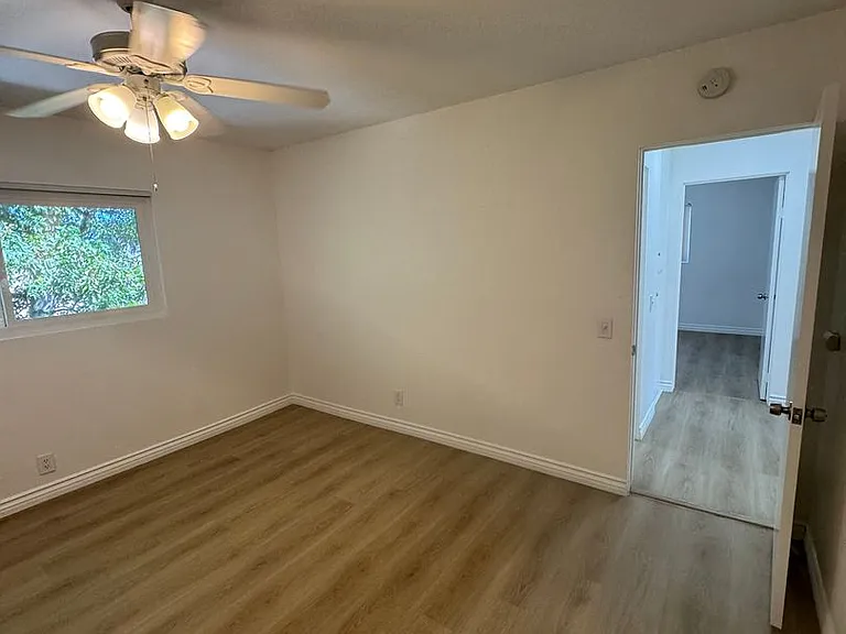 2250-2260 Kenrich Ct. — Photo 23