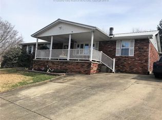 507 Charleys Creek Rd, Culloden, WV 25510