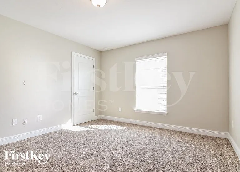 14503 Dunrobin Dr — Photo 12