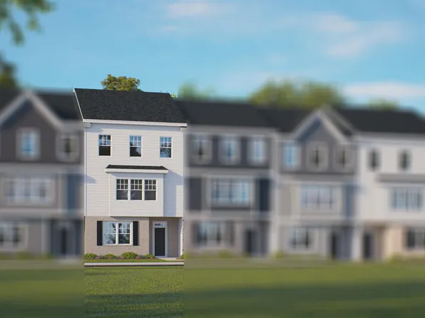822 Washington St, Fuquay Varina, NC 27526