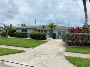 1727 Lakeview Ter, North Fort Myers, FL 33903