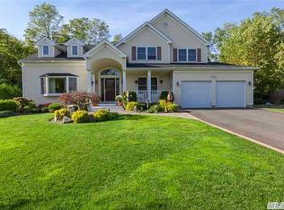 6 Jenna Ct, Kings Park, NY 11754