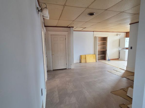 216 Brighton Ave APT 3