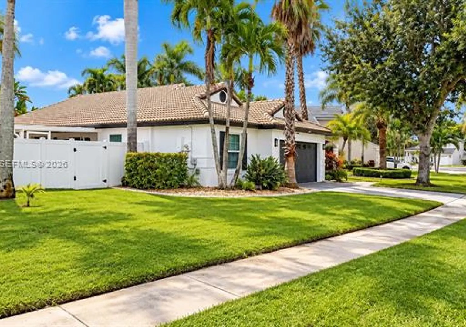17542 NW 12th St # 17542, Pembroke Pines, FL 33029 — Photo 3