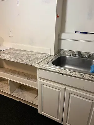 Rented by Standard Living Realty Inc | media 14