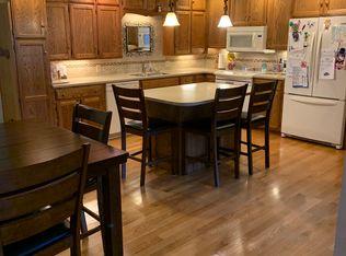 110 Sunview Dr, Saint Charles, MI 48655