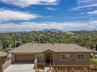 120 W Park St, Martinez, CA