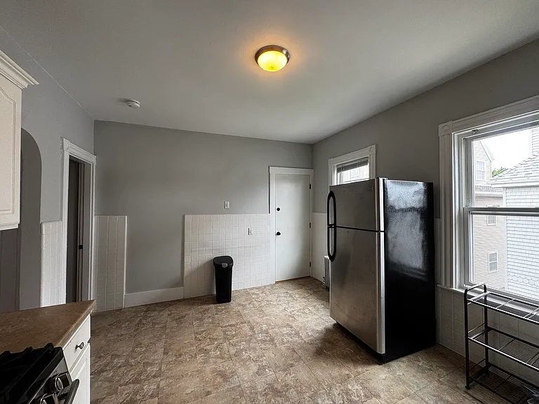49 Granville Ave #2 — Photo 2