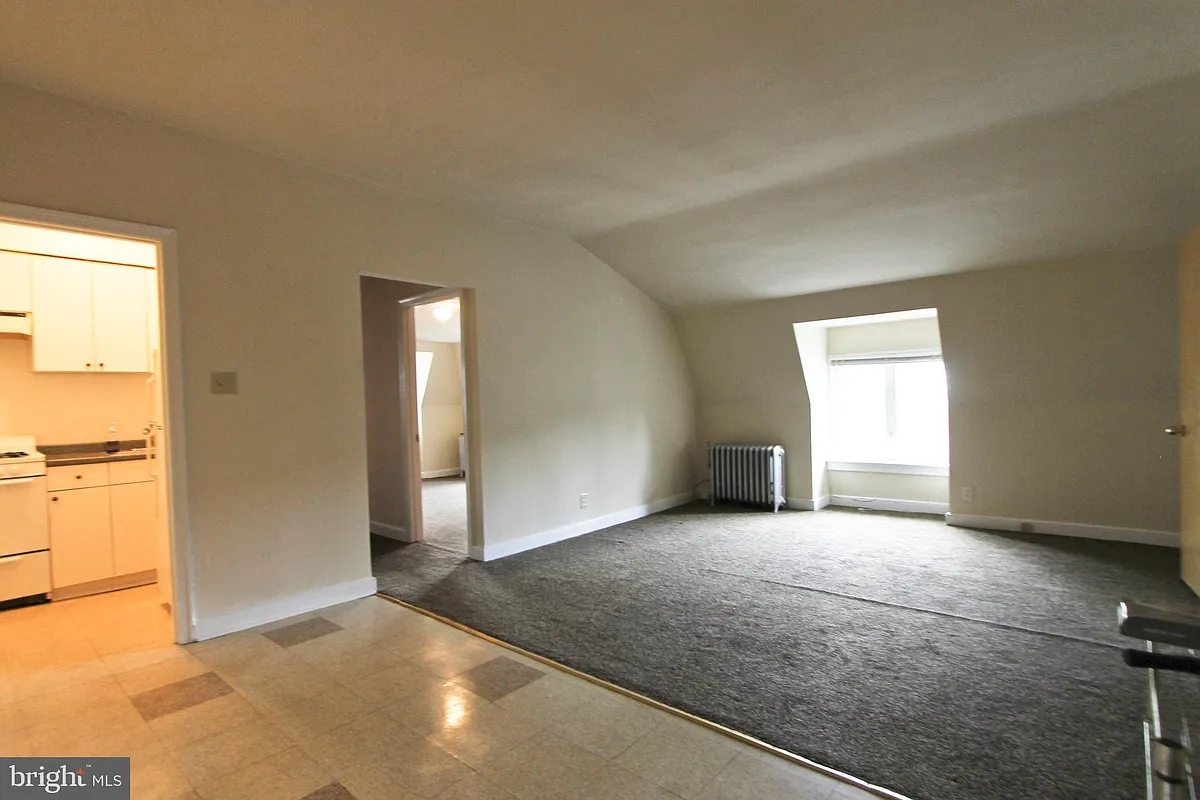 Building Photo - 7174 Germantown Ave #6