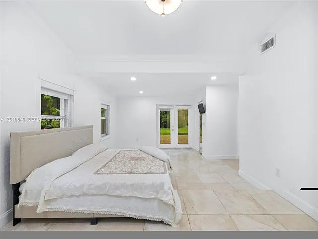 12300 Old Cutler Rd — Photo 4